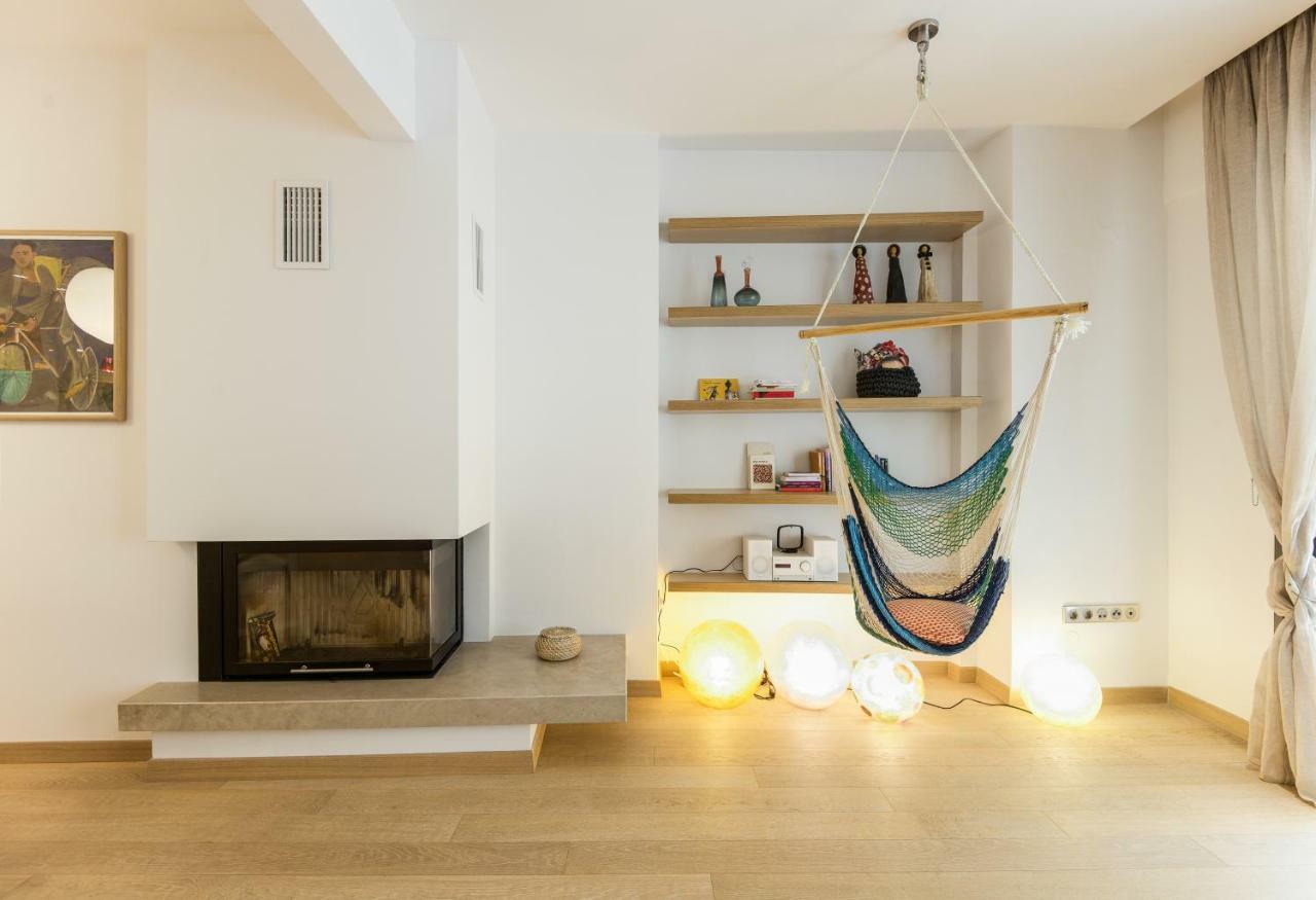 Stylish 3-Bedroom Apartment & Terrace Tessalónica Exterior foto