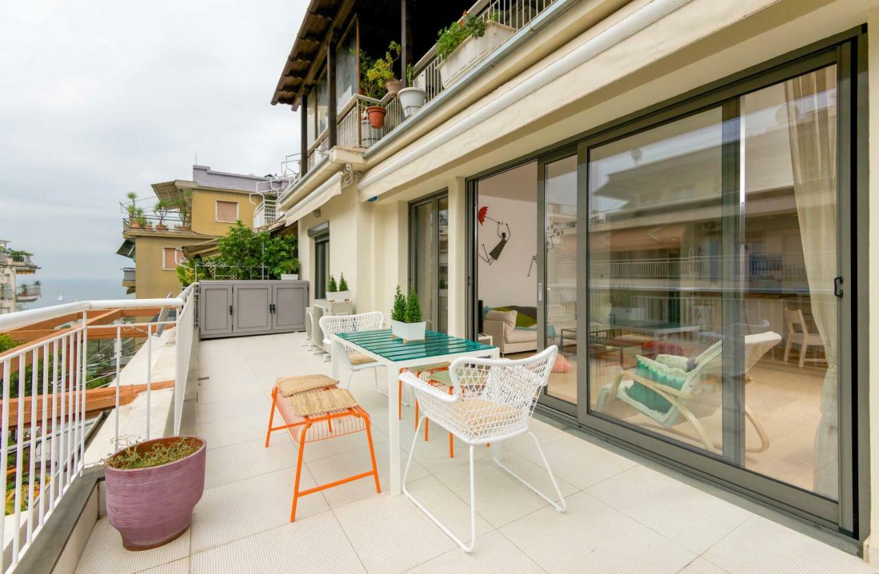Stylish 3-Bedroom Apartment & Terrace Tessalónica Exterior foto
