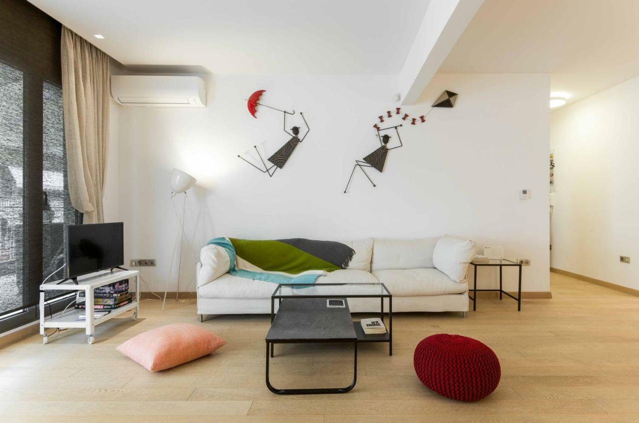 Stylish 3-Bedroom Apartment & Terrace Tessalónica Exterior foto