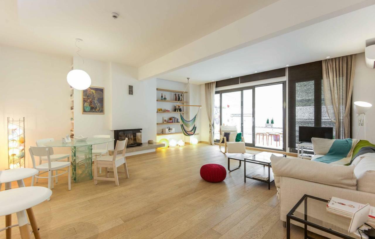 Stylish 3-Bedroom Apartment & Terrace Tessalónica Exterior foto
